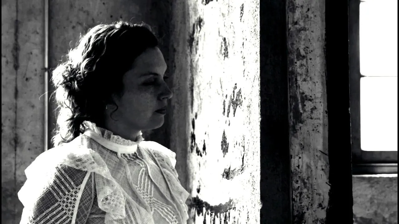 Mujer personaje (espejado)