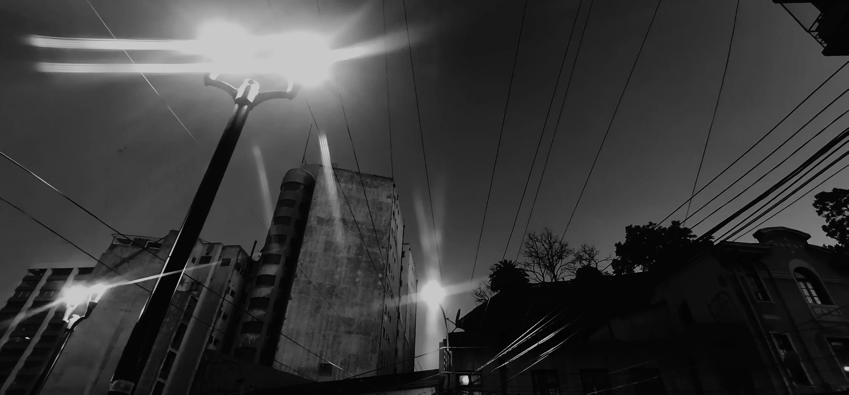 Destello de luz callejero